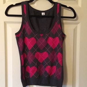 Argyle style pullover Vest
